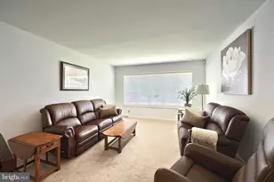 910 Shenandoah Ln, York, PA 17404 - Photo 9