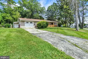 1241 Wogan Rd, York, PA 17404 - Photo 3