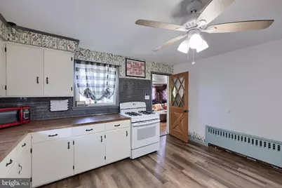 526 E Lancaster St., Red Lion, PA 17356 - Photo 11