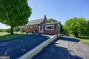 526 E Lancaster St, Red Lion, PA 17356 - Photo 29