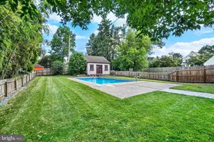306 Elmwood Blvd, York, PA 17403 - Photo 25