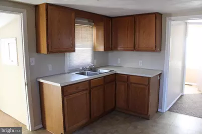 137 N Pear Avenue, Manchester, PA 17345 - Photo 3