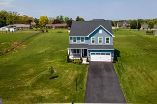 49 Winifred Dr, Hanover, PA 17331 - Photo 3