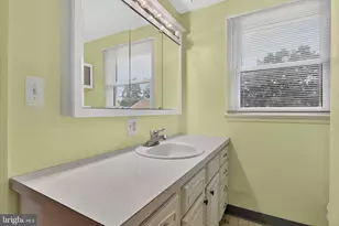 356 E Springettsbury Ave, York, PA 17403 - Photo 19