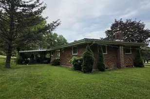 706 S Mountain Rd, Dillsburg, PA 17019 - Photo 3