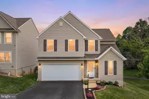 14 Barberry Ct, Manchester, PA 17345 - Photo 1