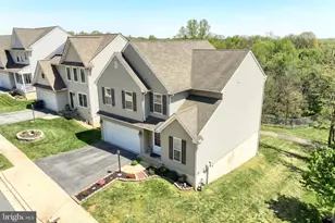 14 Barberry Ct, Manchester, PA 17345 - Photo 3