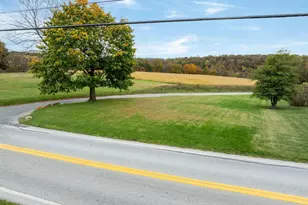 2733 Furnace Rd, Felton, PA 17322 - Photo 1