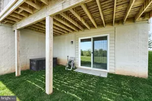 638 W Ore St, Seven Valleys, PA 17360 - Photo 11