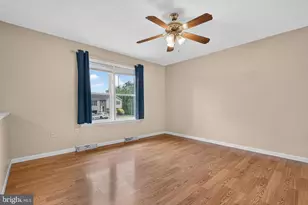 146 Winston Dr, York, PA 17408 - Photo 5