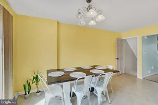 765 Robin Hill Cir, York, PA 17404 - Photo 5