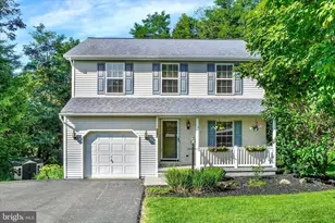 139 Hershey Cir, Stewartstown, PA 17363 - Photo 1