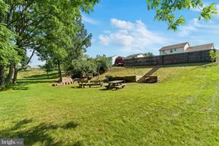 2911 Village Square Dr, Dover, PA 17315 - Photo 51