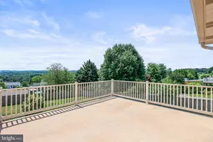 151 Overview Cir E, Red Lion, PA 17356 - Photo 55