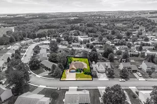 151 Overview Cir E, Red Lion, PA 17356 - Photo 61