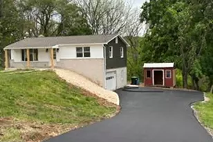 14 Waterfront Dr, Hanover, PA 17331 - Photo 5