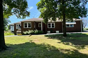 9100 Yellow Church Rd, Seven Valleys, PA 17360 - Photo 15