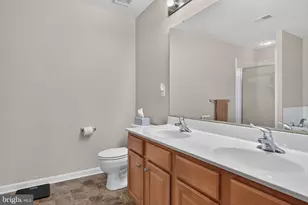 2394 E Slater Hill Ln E, York, PA 17406 - Photo 25