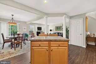 2394 E Slater Hill Ln E, York, PA 17406 - Photo 7