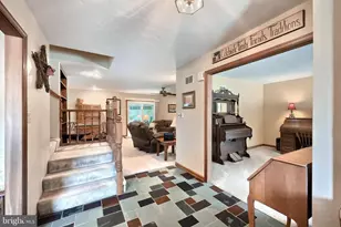 716 Ash Dr, Hanover, PA 17331 - Photo 7