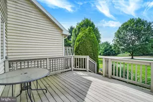 141 Fountain Dr, York, PA 17402 - Photo 23
