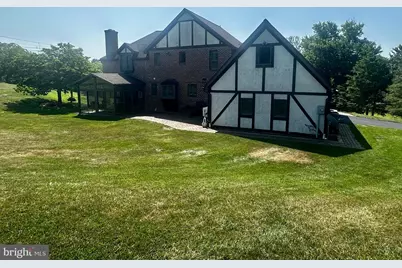 210 S Franklin Street, Dallastown, PA 17313 - Photo 9