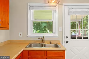 210 Mulberry St, Wrightsville, PA 17368 - Photo 15