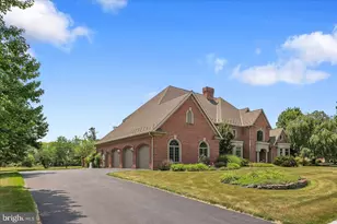 121 Madara Dr, Hanover, PA 17331 - Photo 3