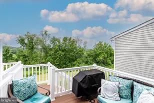 225 Holstein Dr, Hanover, PA 17331 - Photo 9