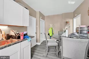 203 Park Pl, York, PA 17401 - Photo 9