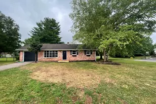 190 Mountain View Dr, York, PA 17404 - Photo 3
