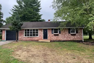 190 Mountain View Dr, York, PA 17404 - Photo 1