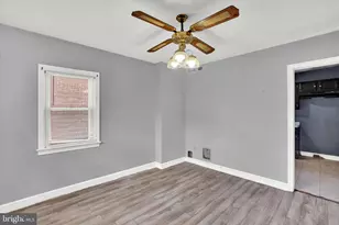 1123 E Poplar St, York, PA 17403 - Photo 5