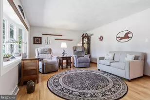 525 Hengst Ct, York, PA 17406 - Photo 7
