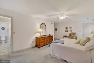 985 Detwiler Dr, York, PA 17404 - Photo 15