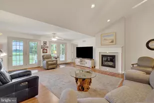 985 Detwiler Dr, York, PA 17404 - Photo 7
