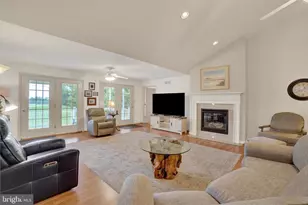 985 Detwiler Dr, York, PA 17404 - Photo 5
