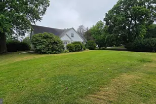 76 S Main St, Stewartstown, PA 17363 - Photo 3