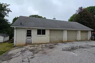 76 S Main St, Stewartstown, PA 17363 - Photo 5