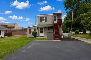150 Walnut St, Mount Wolf, PA 17347 - Photo 5