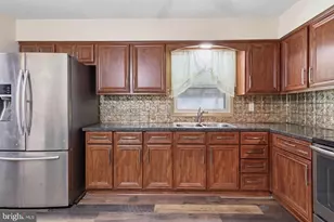 2708 Sunset Ln, York, PA 17408 - Photo 7