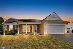 45 Thomas Dr, York, PA 17404 - Photo 1