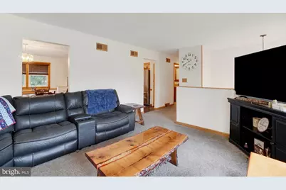 836 Elham Drive, York, PA 17406 - Photo 7