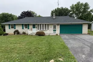5893 Ambau Rd, Spring Grove, PA 17362 - Photo 1