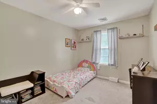 320 Fisher Dr, East York, PA 17402 - Photo 19