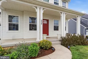 216 Hollyhock Dr, Manchester, PA 17345 - Photo 5