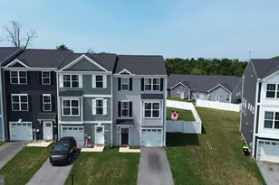 32 Coop Ln, Hanover, PA 17331 - Photo 1