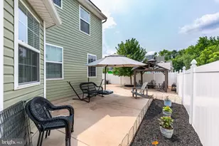 250 Callie Dr, York, PA 17404 - Photo 5