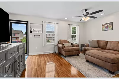 1240 Wanda Drive, Hanover, PA 17331 - Photo 5