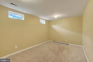 137 Bruaw Dr, York, PA 17406 - Photo 3